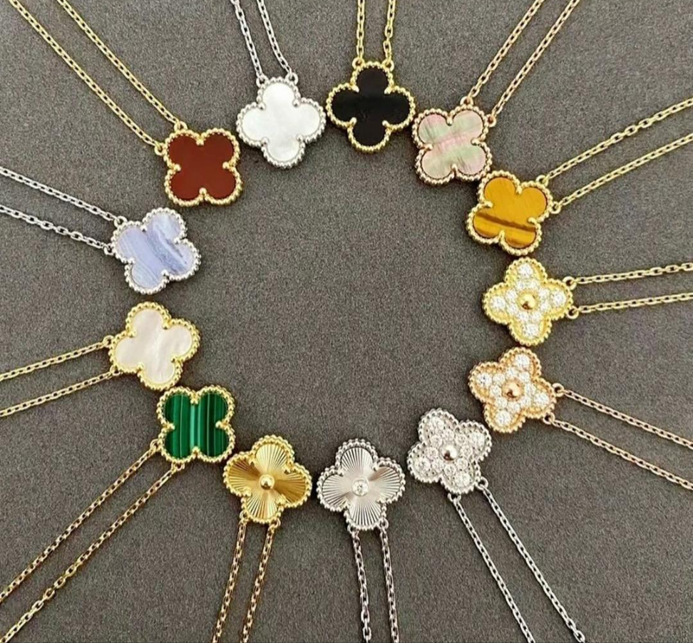 Joshdee Veda Clover necklace