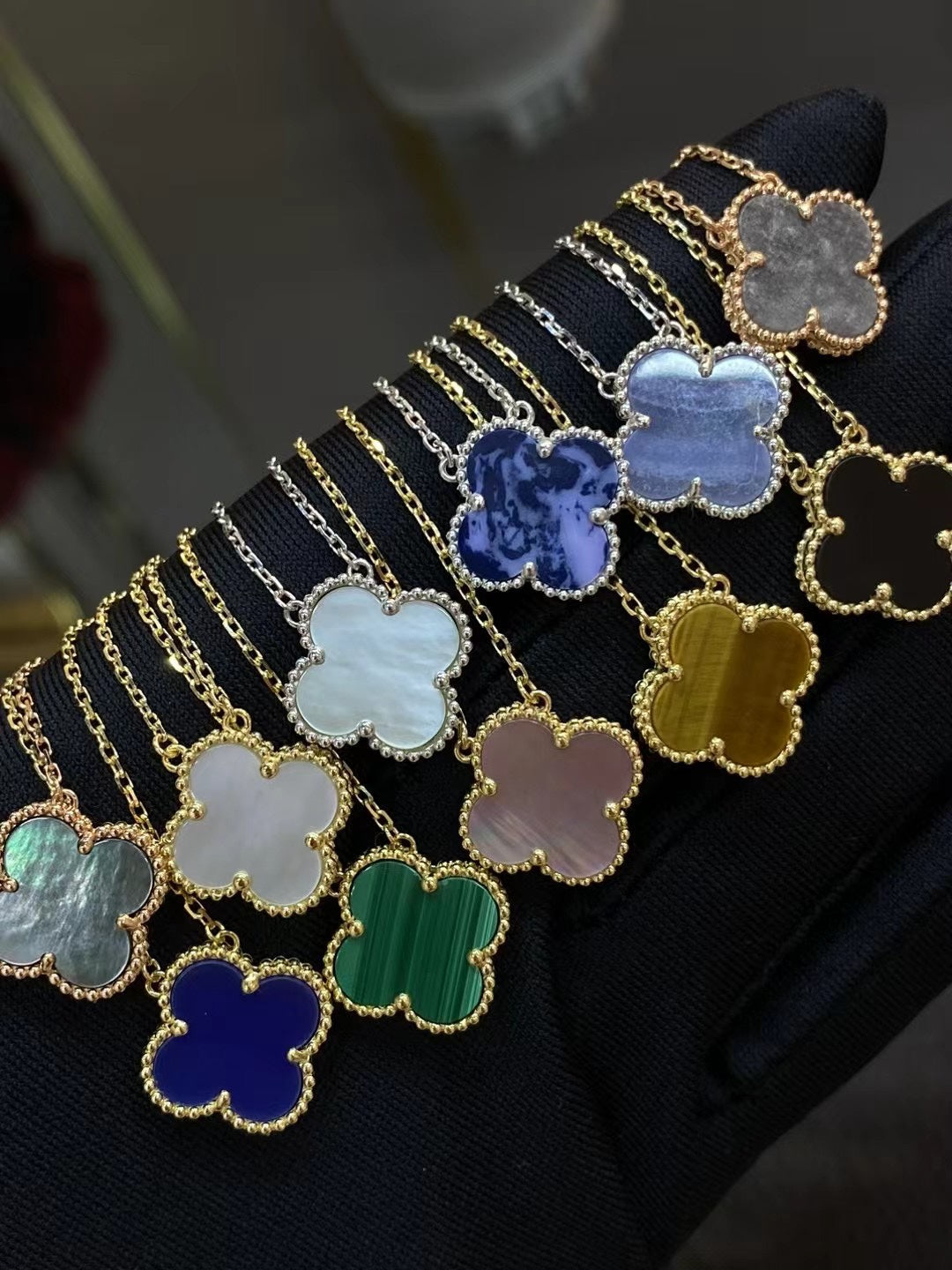 Joshdee Veda Clover necklace